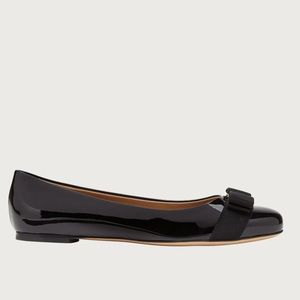 FERRAGAMO “Varina” Ballet Flat in Black Patent Leather